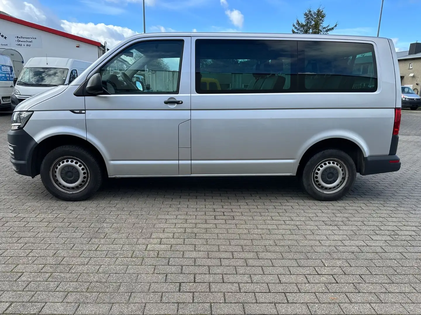 Volkswagen T6 Transporter Kasten-Kombi Kombi Klima Argent - 2