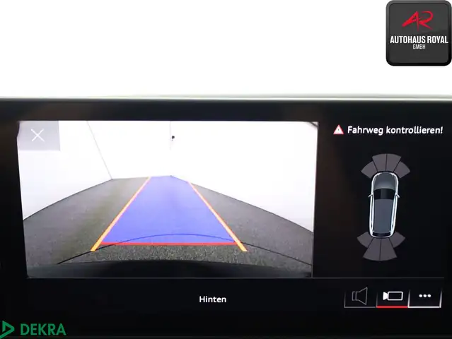 Audi A4 view 13