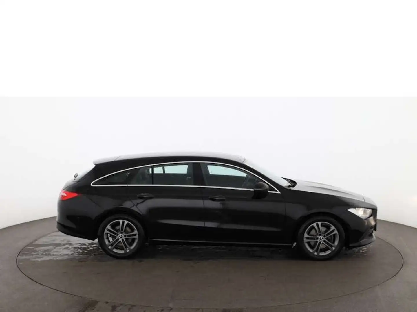 Mercedes-Benz CLA 200 d SB Aut LEDER NAVI R-CAM SITZHZG TEMPOMAT Schwarz - 2