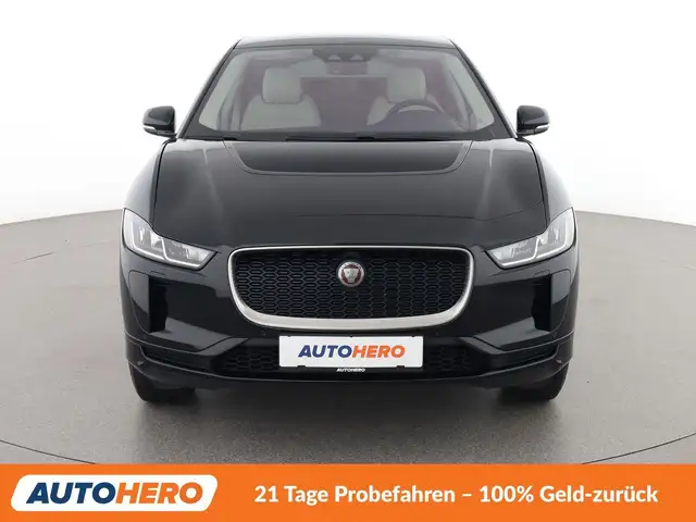 Jaguar I-Pace view 9