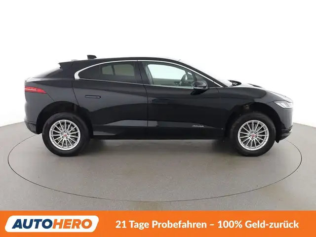Jaguar I-Pace view 7