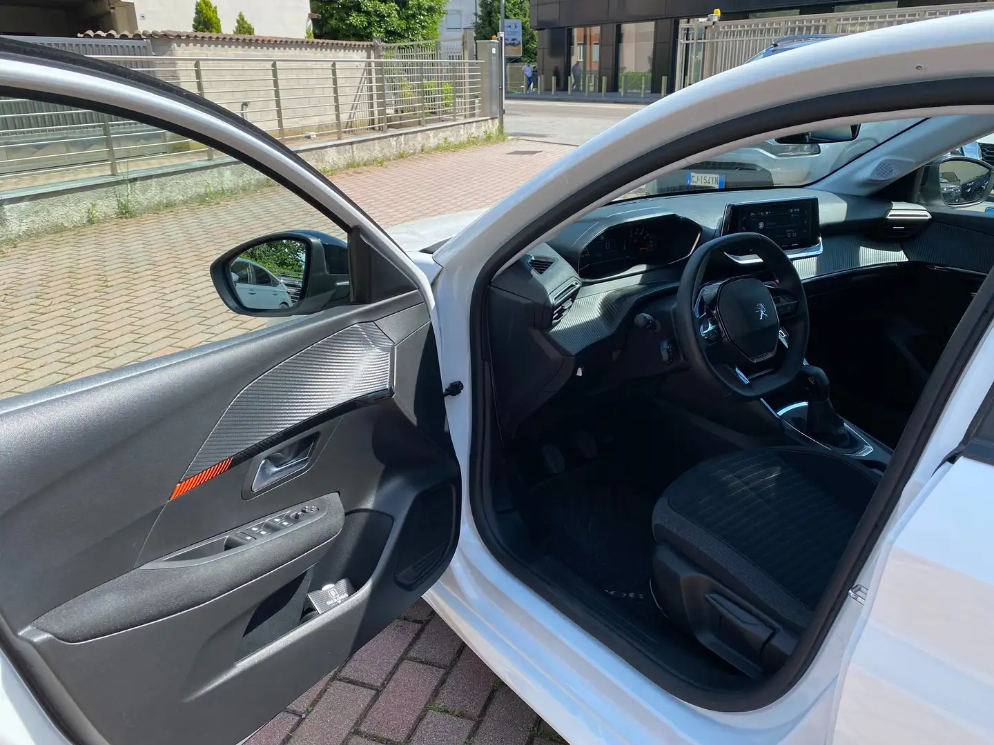 Peugeot 208 208 1.2 puretech Active Pack s Blanc - 2
