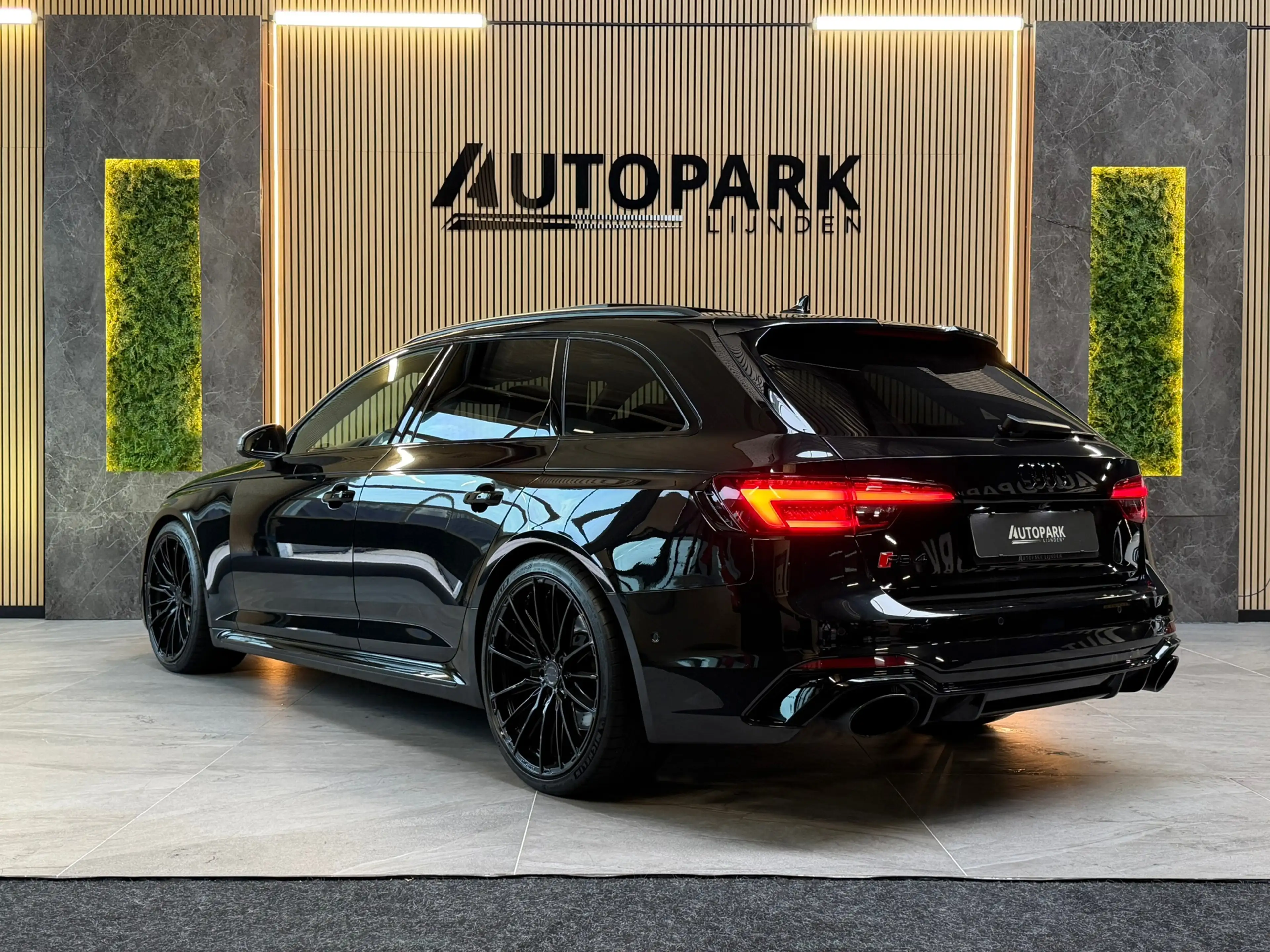 Audi RS4 Avant 2.9 TFSI RS 4 quattro PANO|B&O|HuD|360 CAMER — photo 3