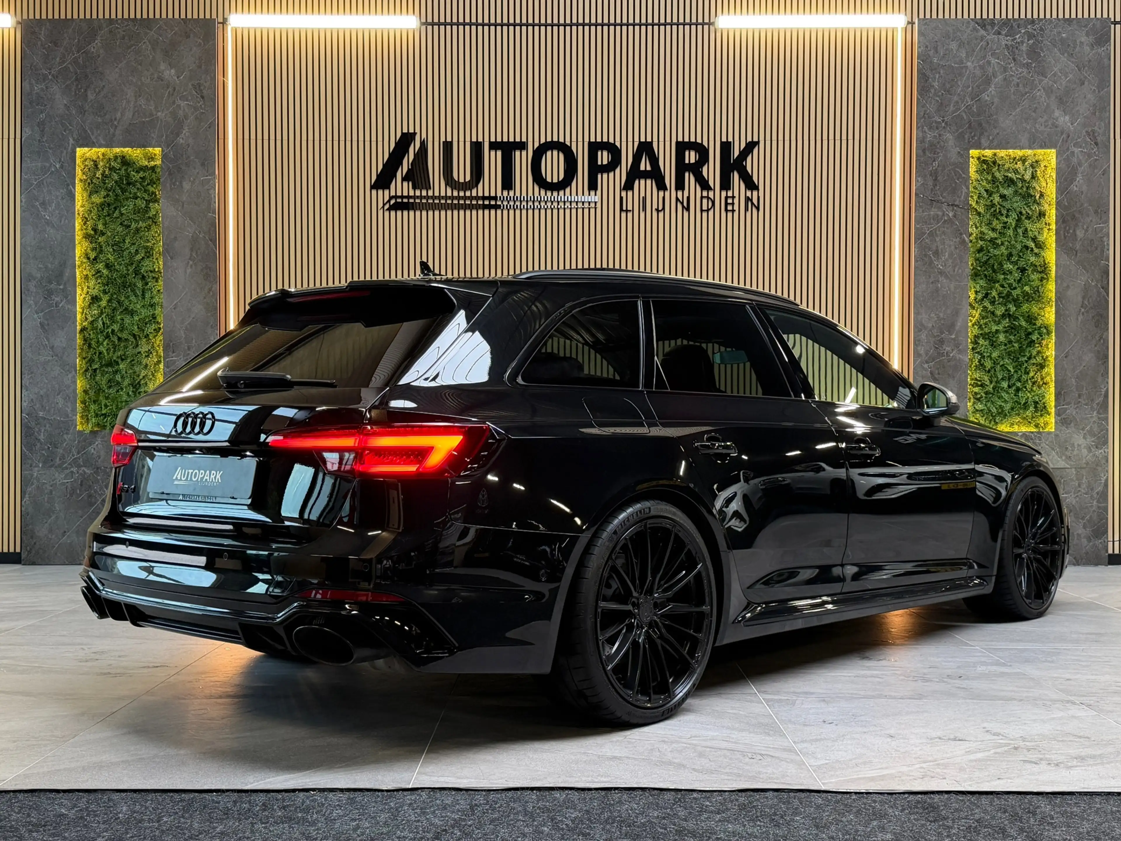 Audi RS4 Avant 2.9 TFSI RS 4 quattro PANO|B&O|HuD|360 CAMER — photo 5