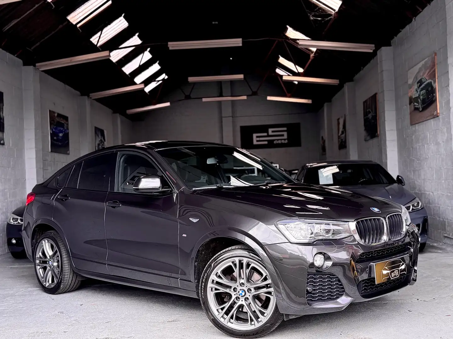 BMW X4 M PACK M SPORT X DRIVE Šedá - 2
