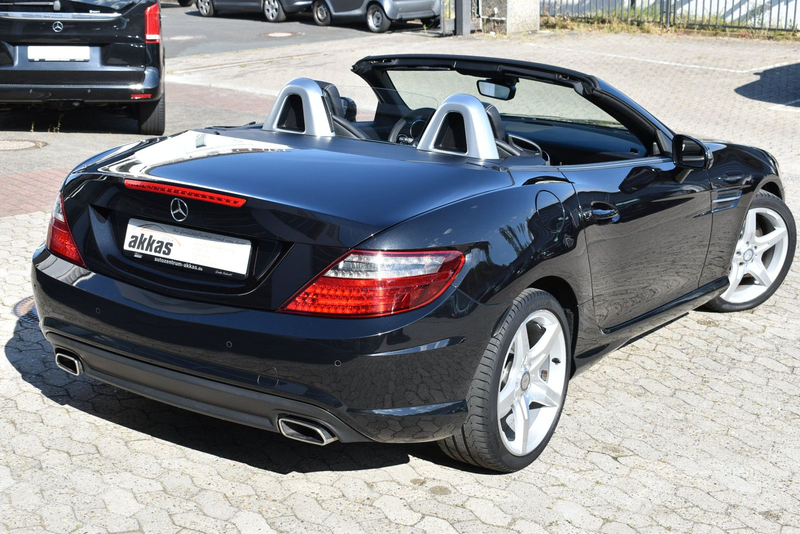 Mercedes-Benz SLK 200 AMG Sport 7-G Tronic — photo 4