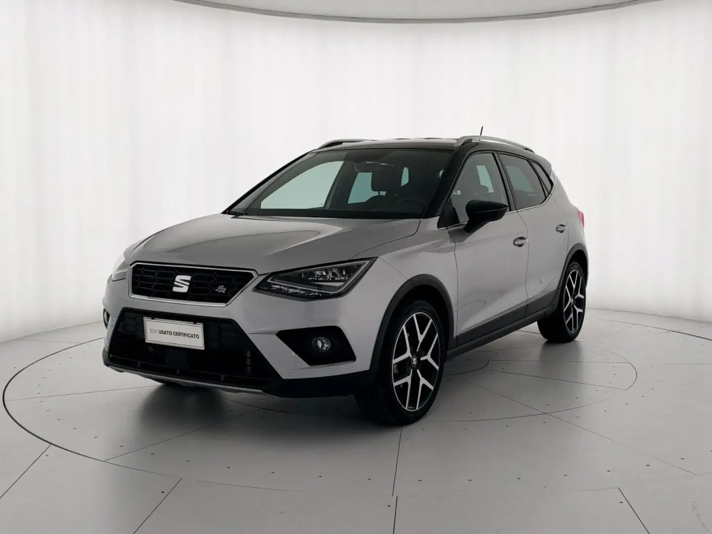 SEAT Arona 1.0 tgi fr 90cv Argento - 1