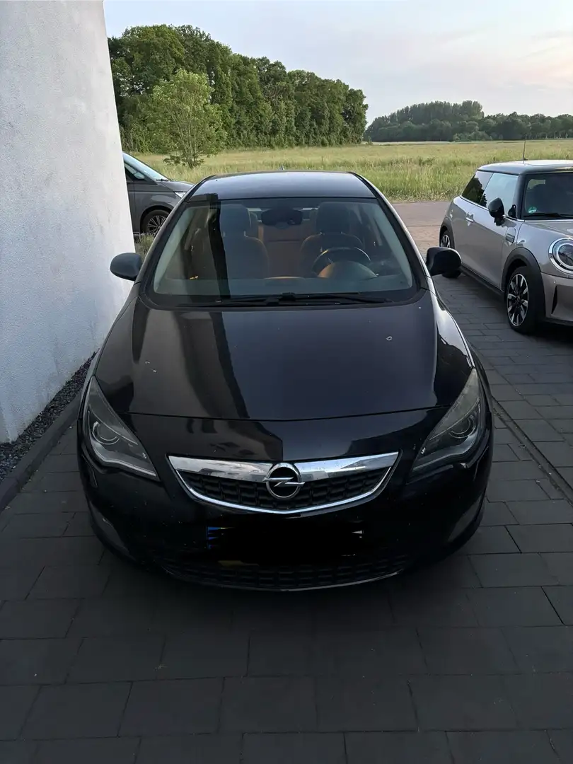 Opel Astra 2.0 CDTI DPF Edition - 1
