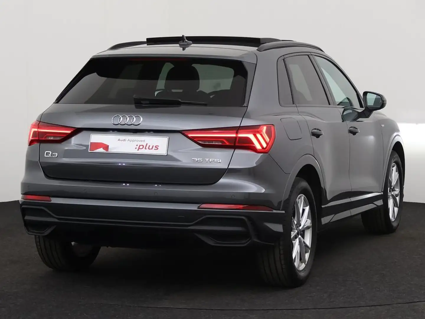 Audi Q3 S-Line 35 TFSI 150 PK S-tronic / Cruise Control /  Grau - 2