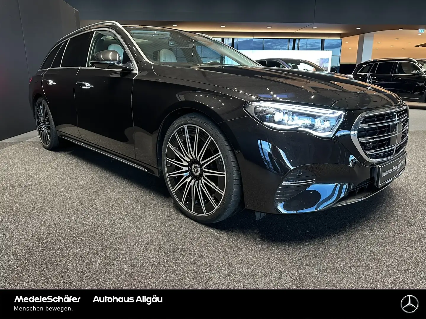 Mercedes-Benz E 450 E 450 T d 4M EXCLUSIVE 21"-AMG Superscreen NP117 Schwarz - 2