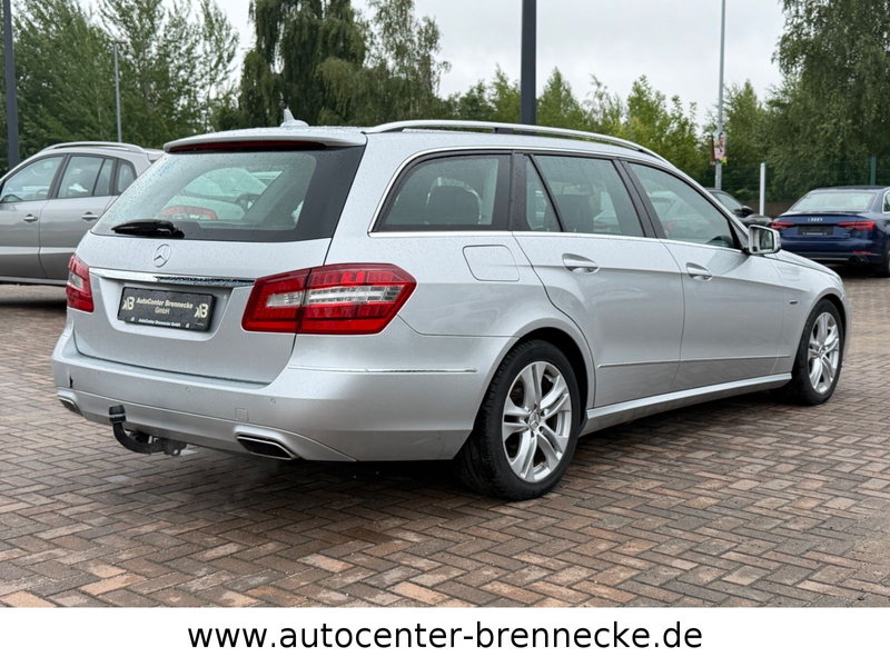 Mercedes-Benz E 200 E T-Modell E 200 CGI BlueEfficiency — photo 4