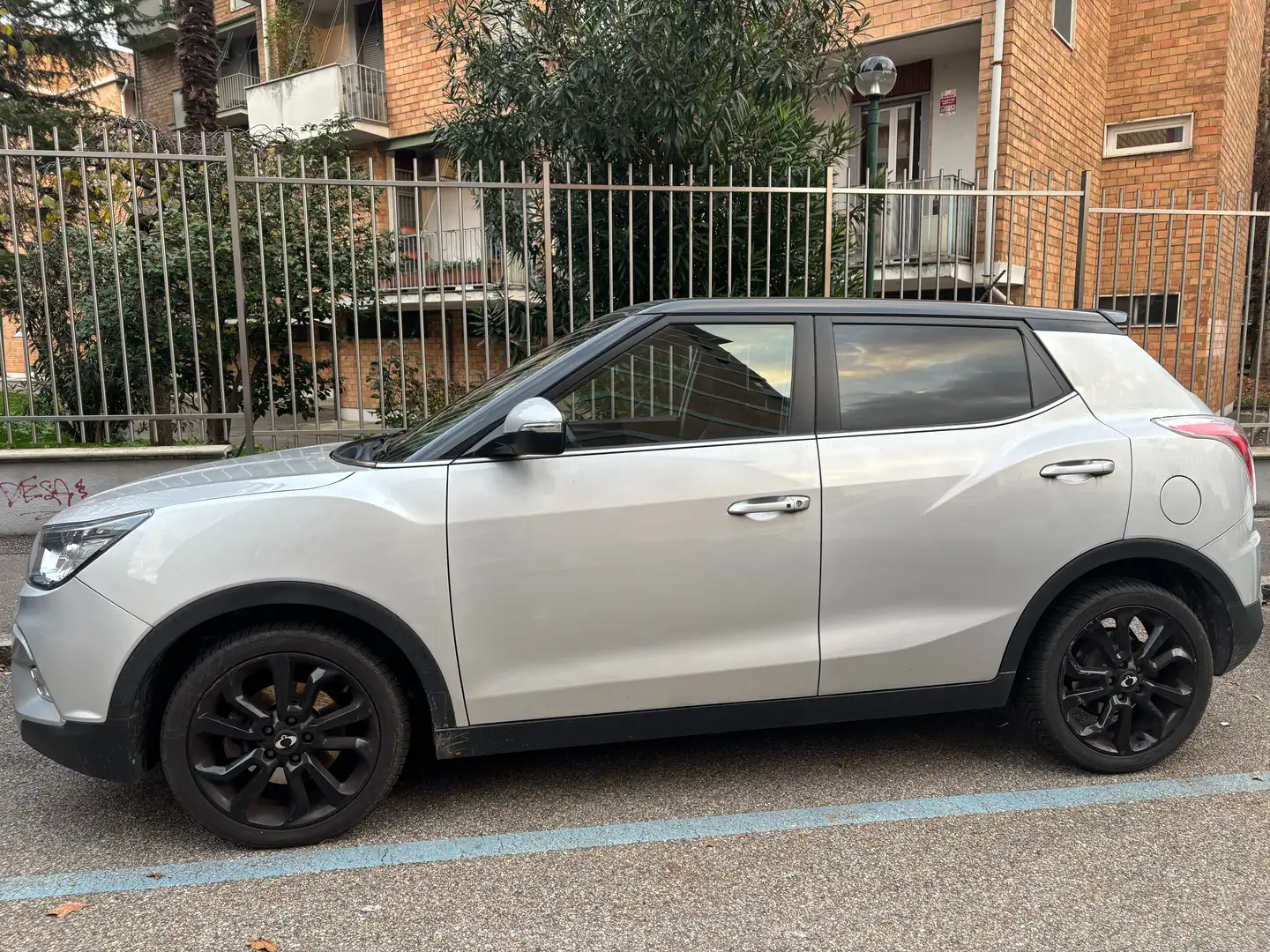 SsangYong Tivoli Tivoli 1.6 Go 2wd Argento - 2