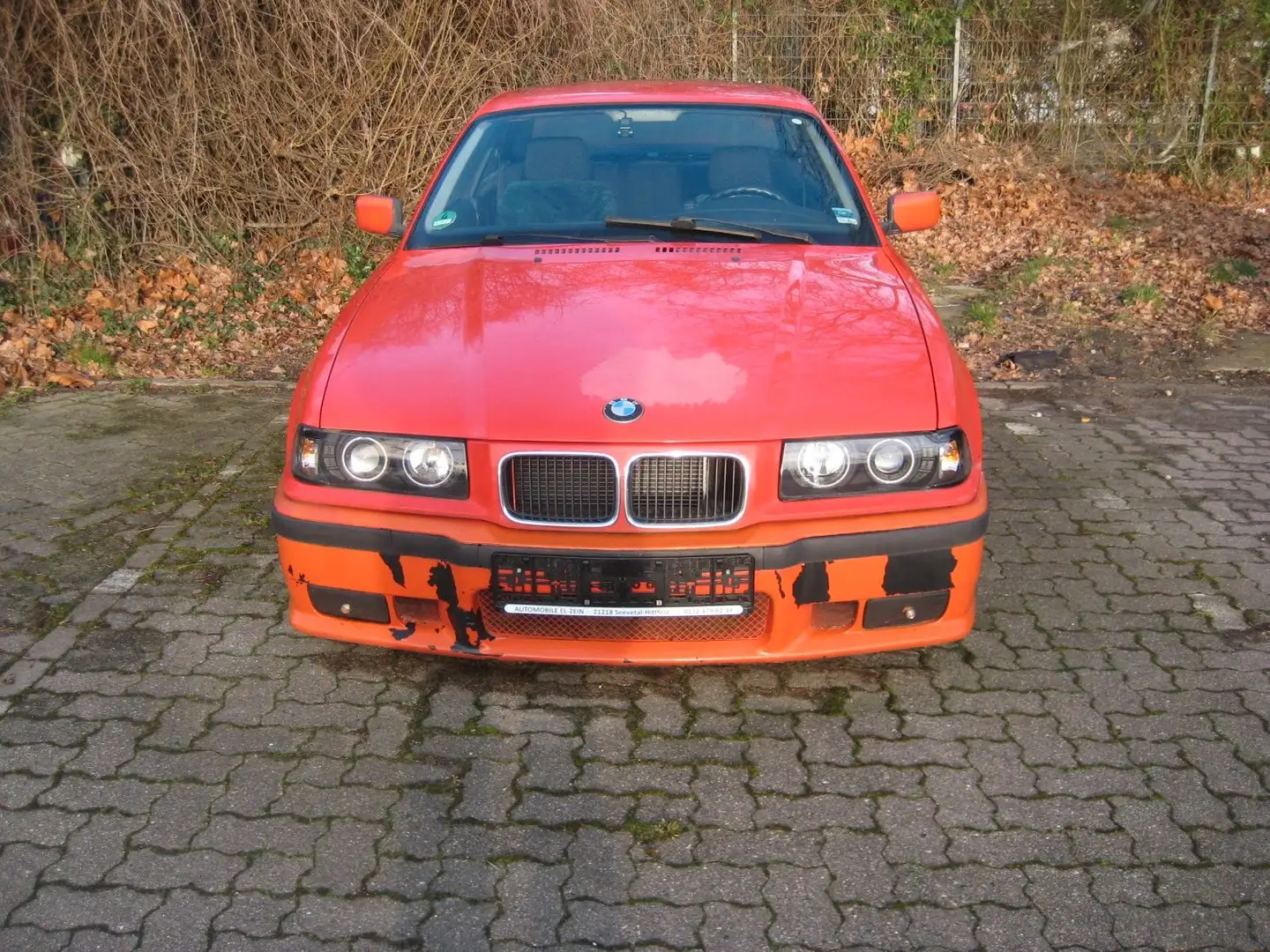 BMW 316 i Coupe Kırmızı - 2