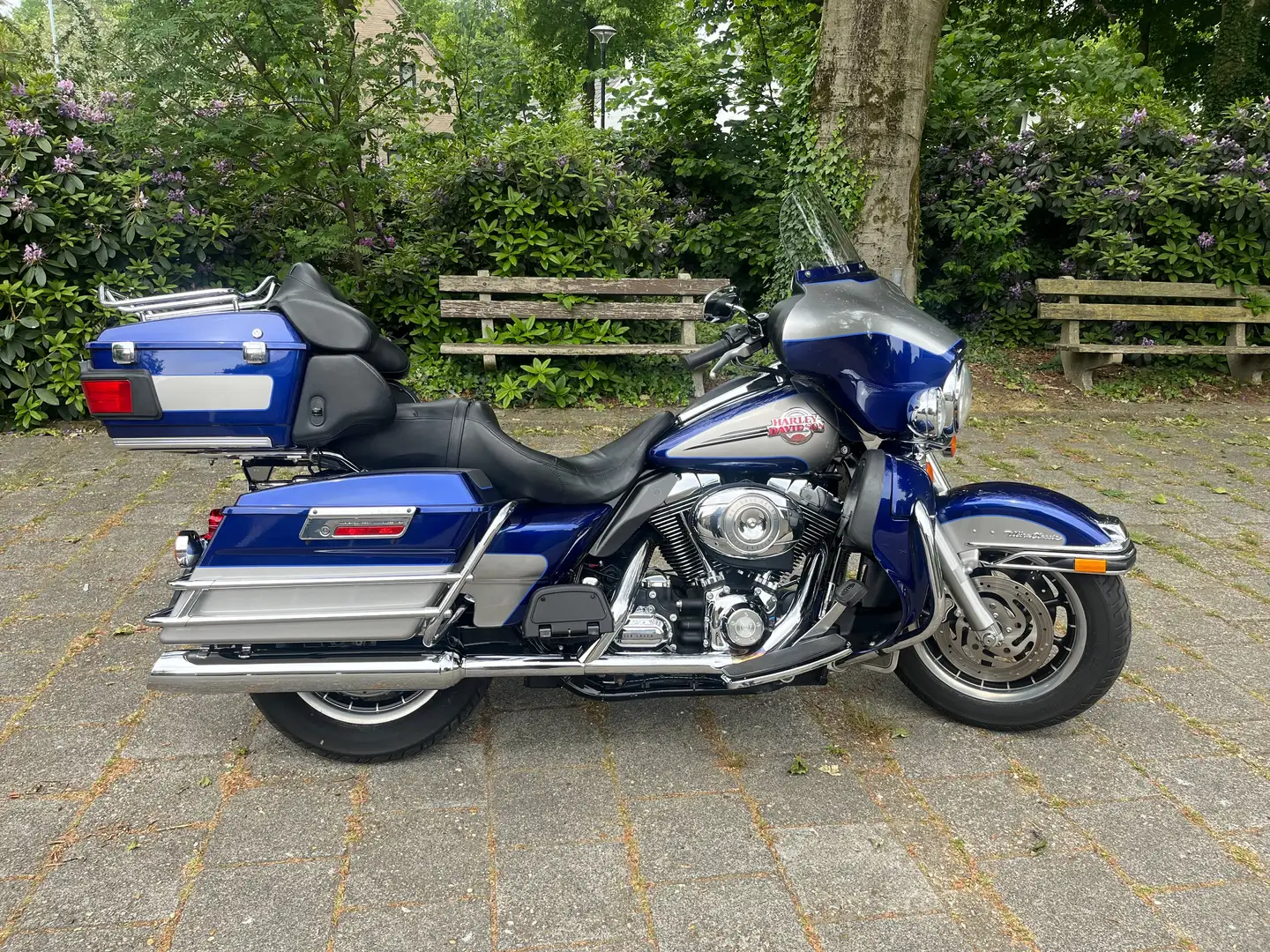 Harley-Davidson Ultra Classic Harley Davidson Electra Glide Ultra Classic Blue - 1
