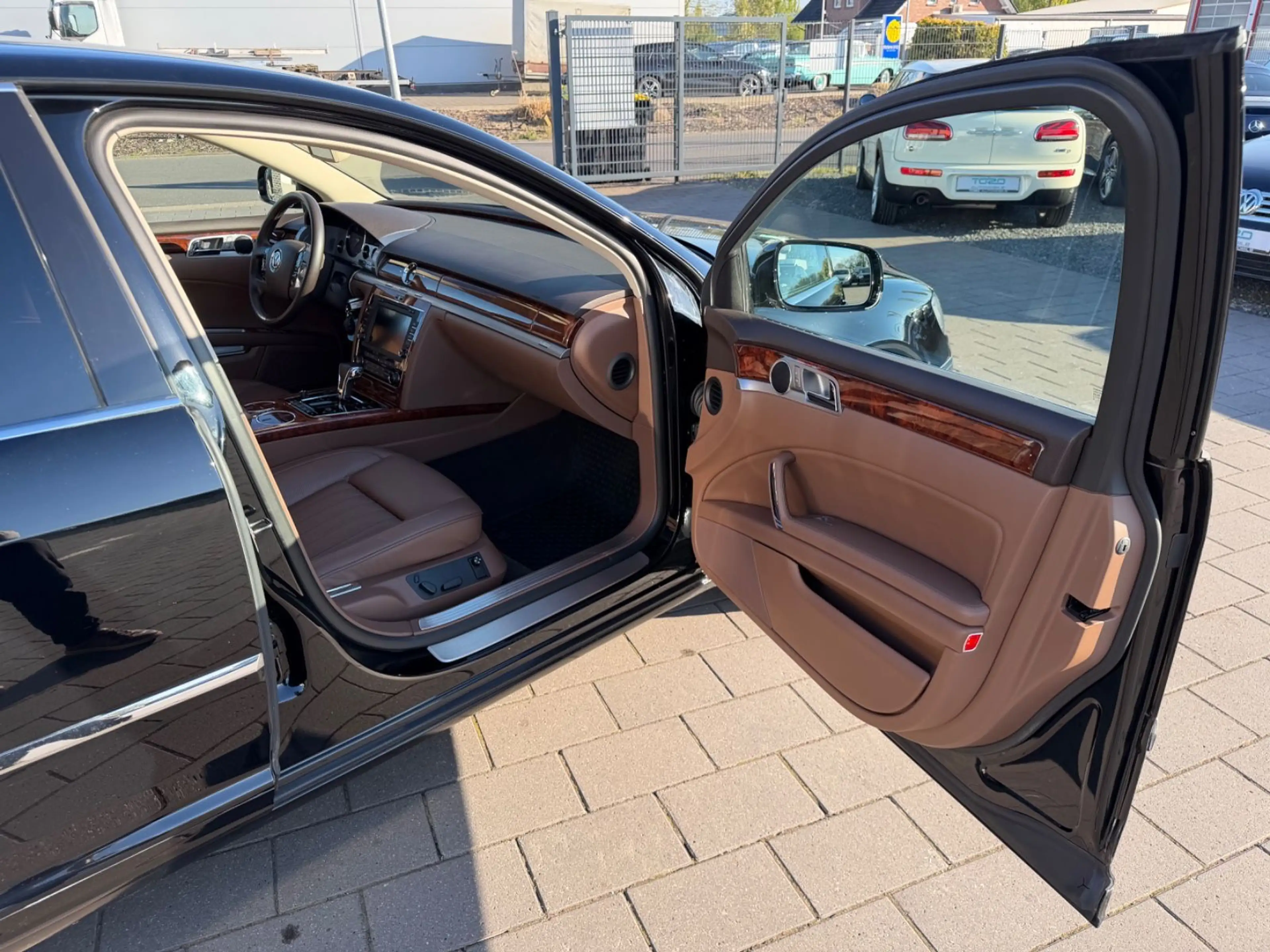Volkswagen Phaeton V6 TDI 4Motion lang*S-DACH*KAMERA*STHZ* — photo 11