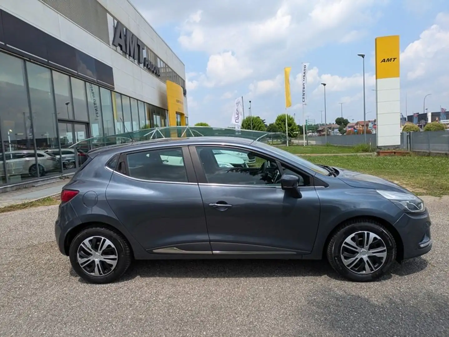 Renault Clio Clio 0.9 tce energy Zen Gpl 90cv Grigio - 2