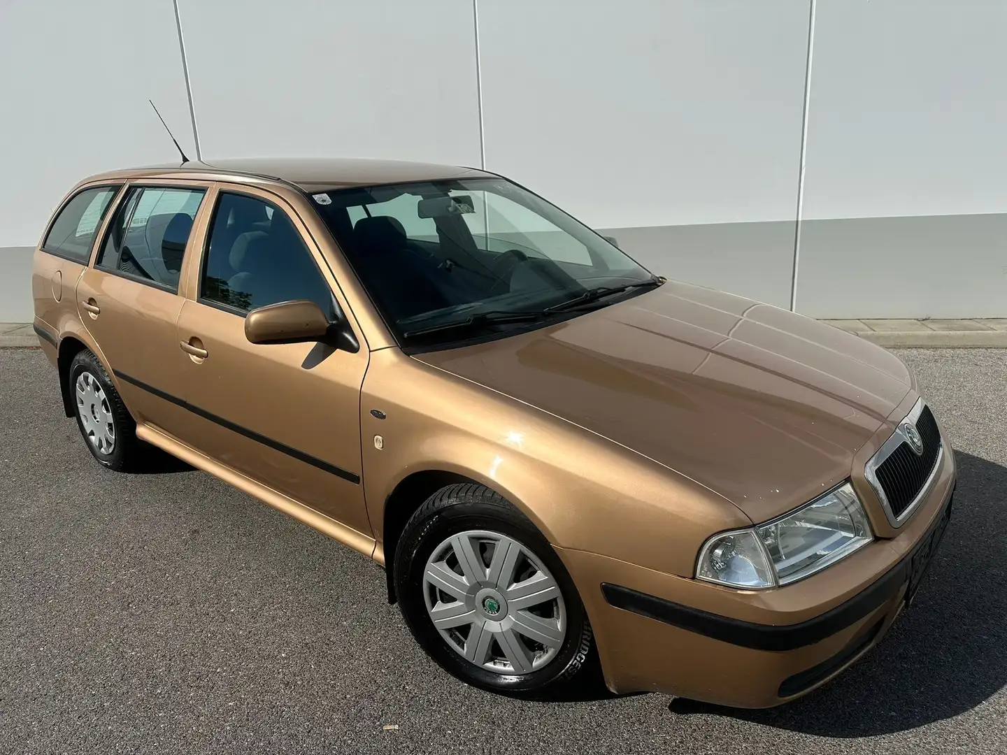 Skoda Octavia Octavia Combi 2,0 Ambiente Or - 2