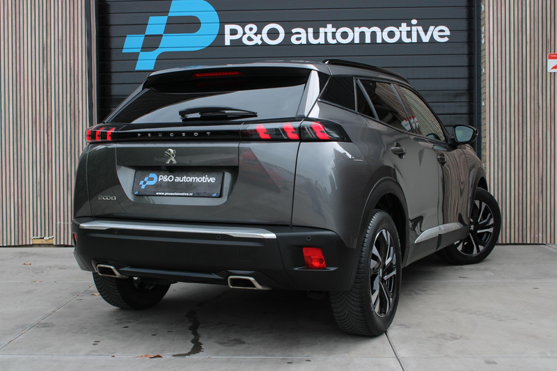 Peugeot 2008 1.2 PureTech Allure CAMERA | CARPLAY | 3D — photo 2