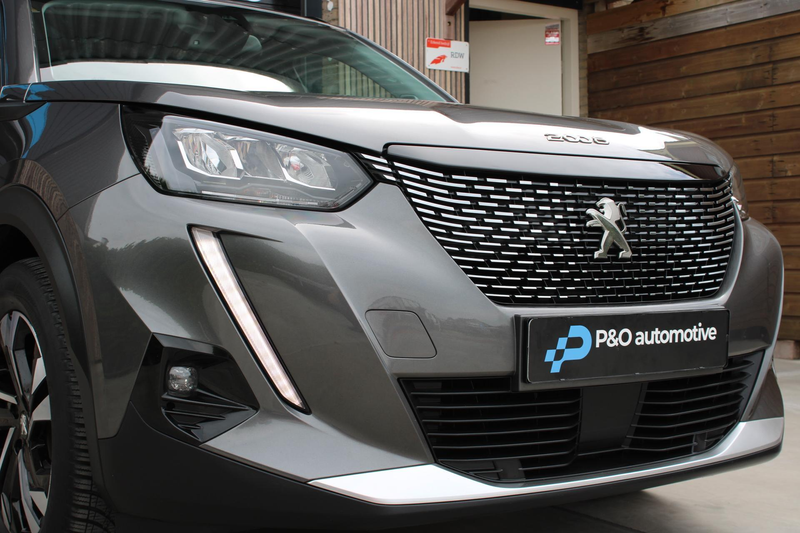 Peugeot 2008 1.2 PureTech Allure CAMERA | CARPLAY | 3D — photo 9