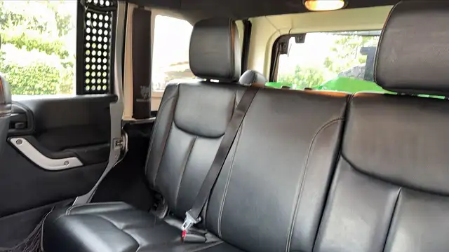 Jeep Wrangler view 9