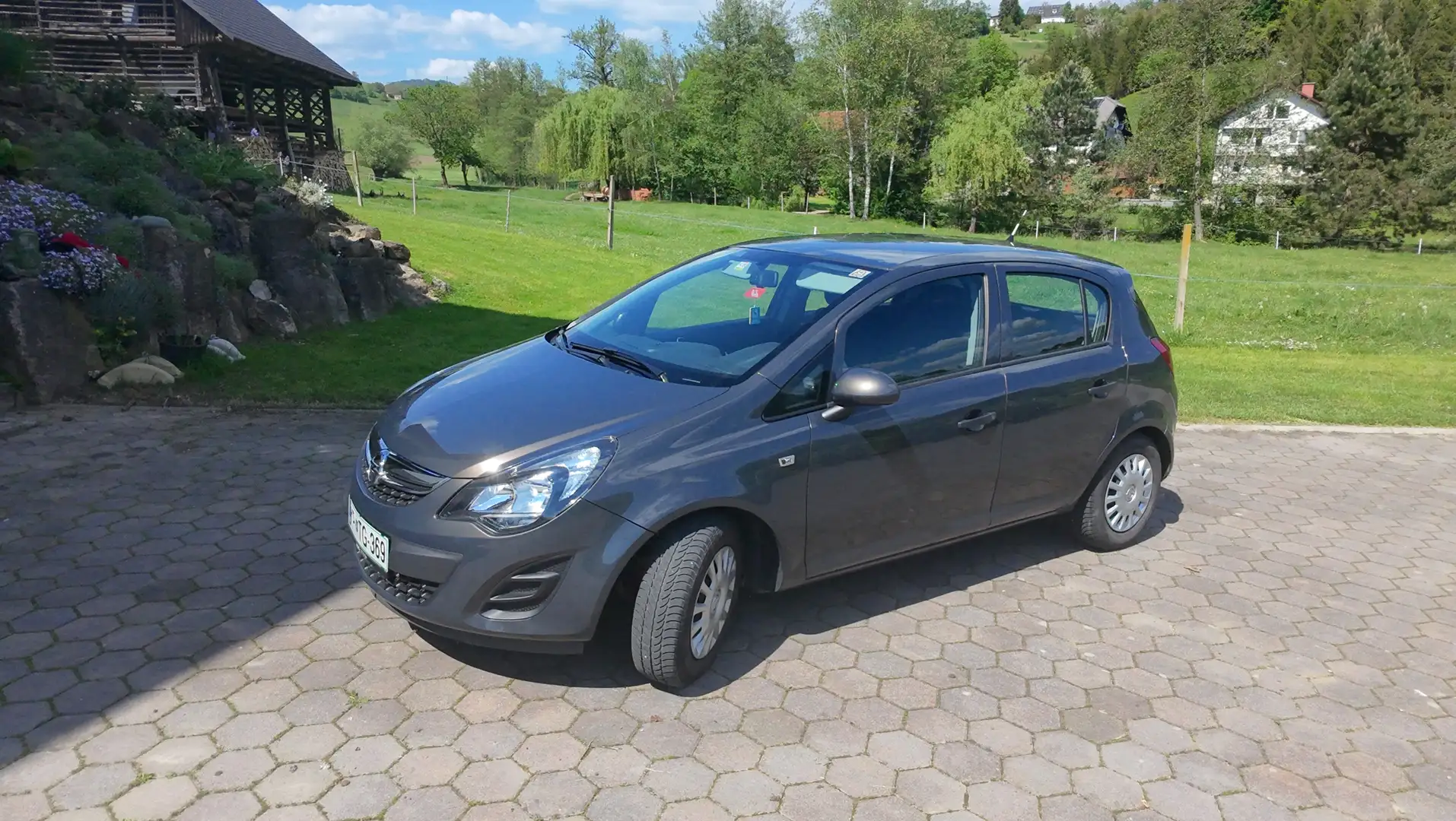 Opel Corsa - 1