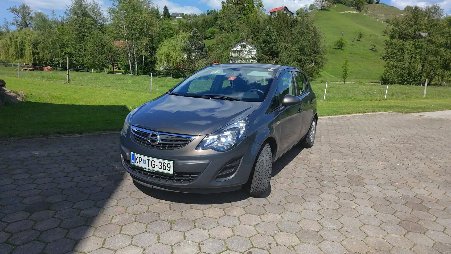 Opel Corsa - 2