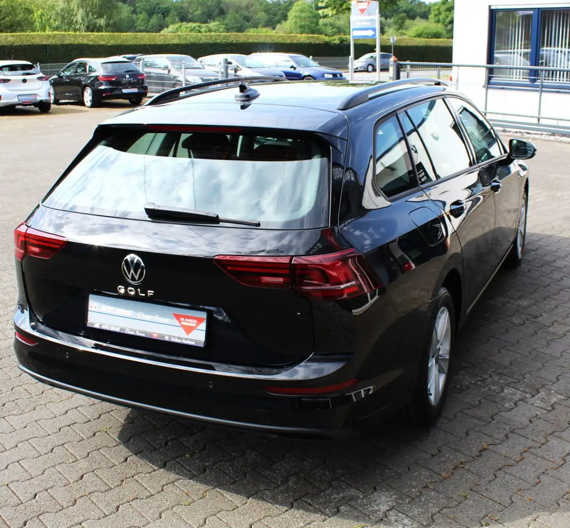 Volkswagen Golf VIII Variant 2.0 TDI 85 kW/115PS Life Zwart - 2