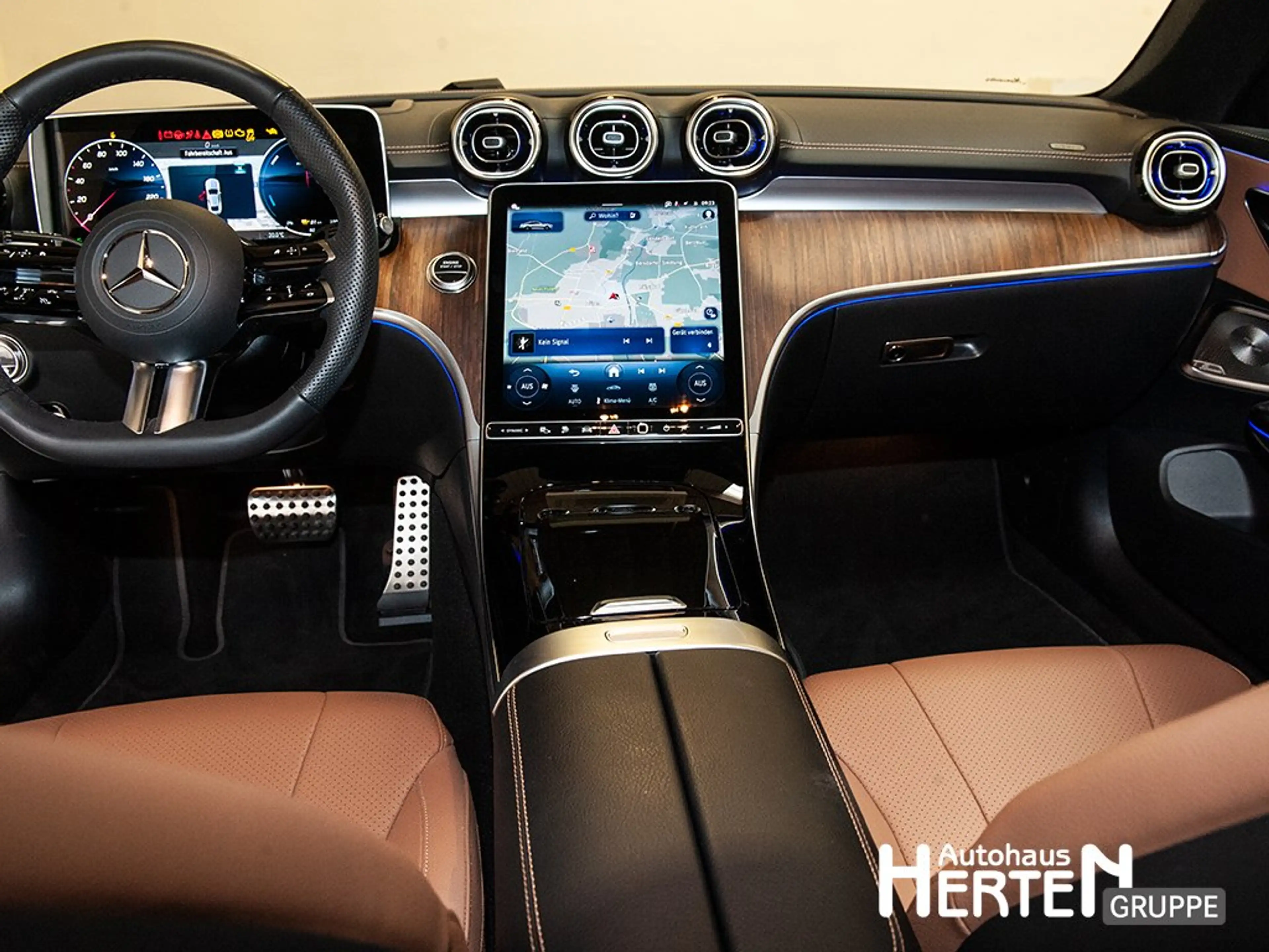 Mercedes-Benz CLE 300 e Coupe+AMG PREMIUM+NIGHT+PANO+HUD+360° — photo 10