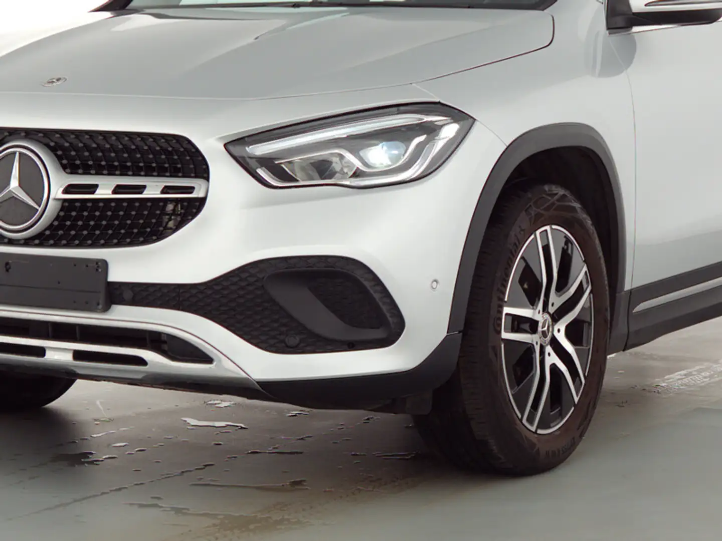 Mercedes-Benz GLA 180 Progressive *Kamera*LED*Business* Silver - 2