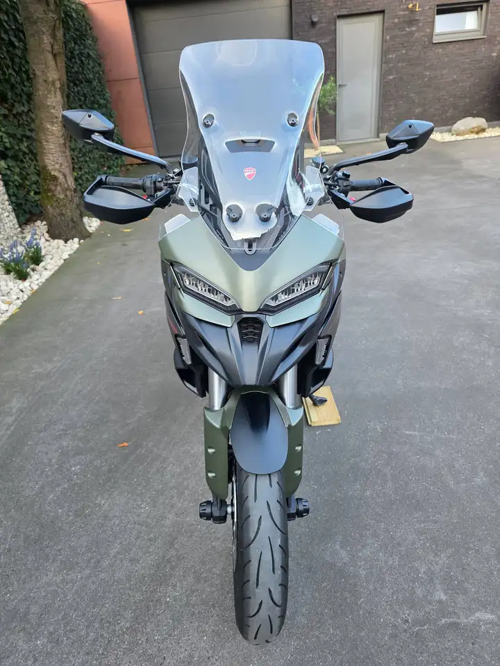 Ducati Multistrada V2 S