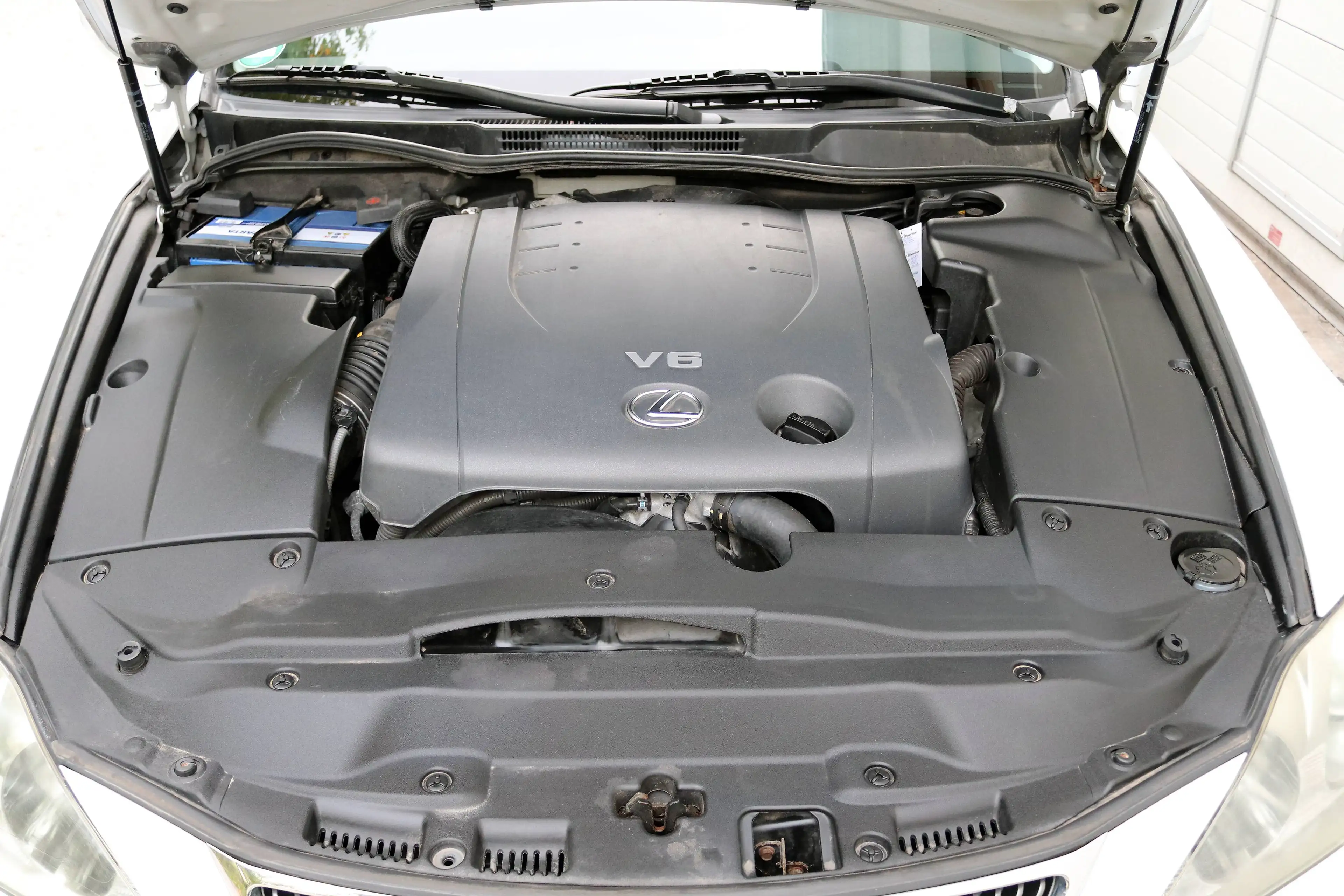 Lexus IS 250 250 Luxury Schalter/1. Hand!/Leder/Sitzhzg/Sitzbelüftung/Original!/HU AU NEU — photo 11
