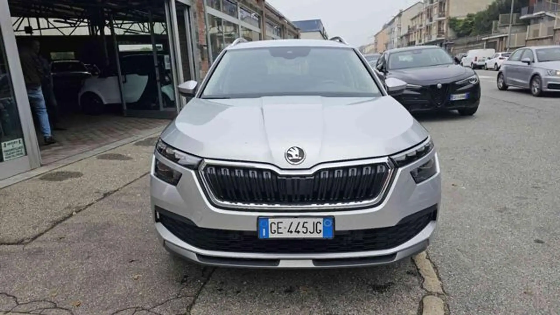 Skoda Kamiq 1.0 G-Tec Style Gris - 2