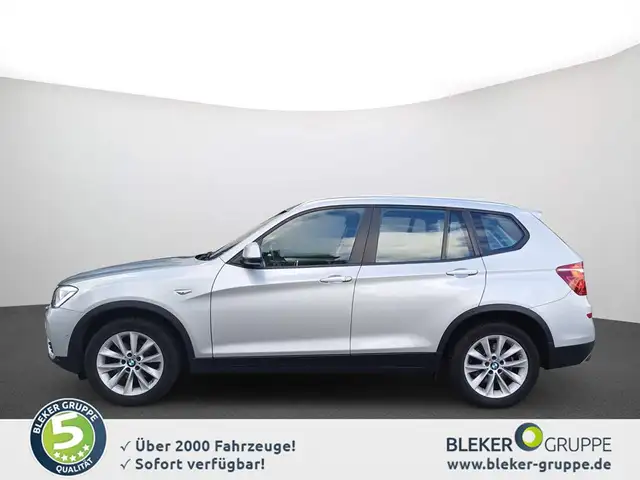 BMW X3 view 4
