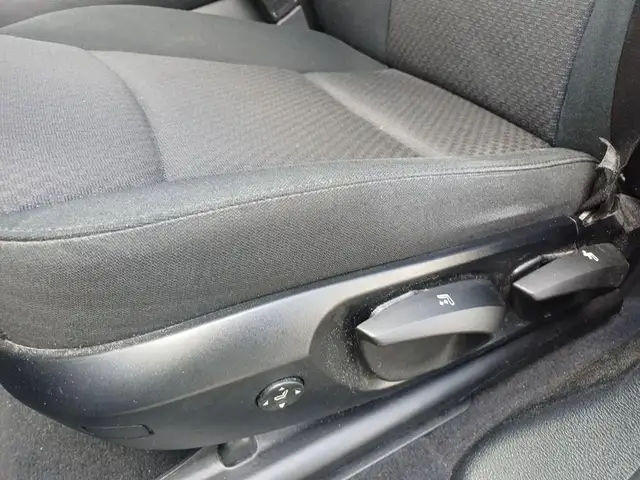 BMW X3 view 5