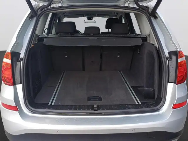 BMW X3 view 7