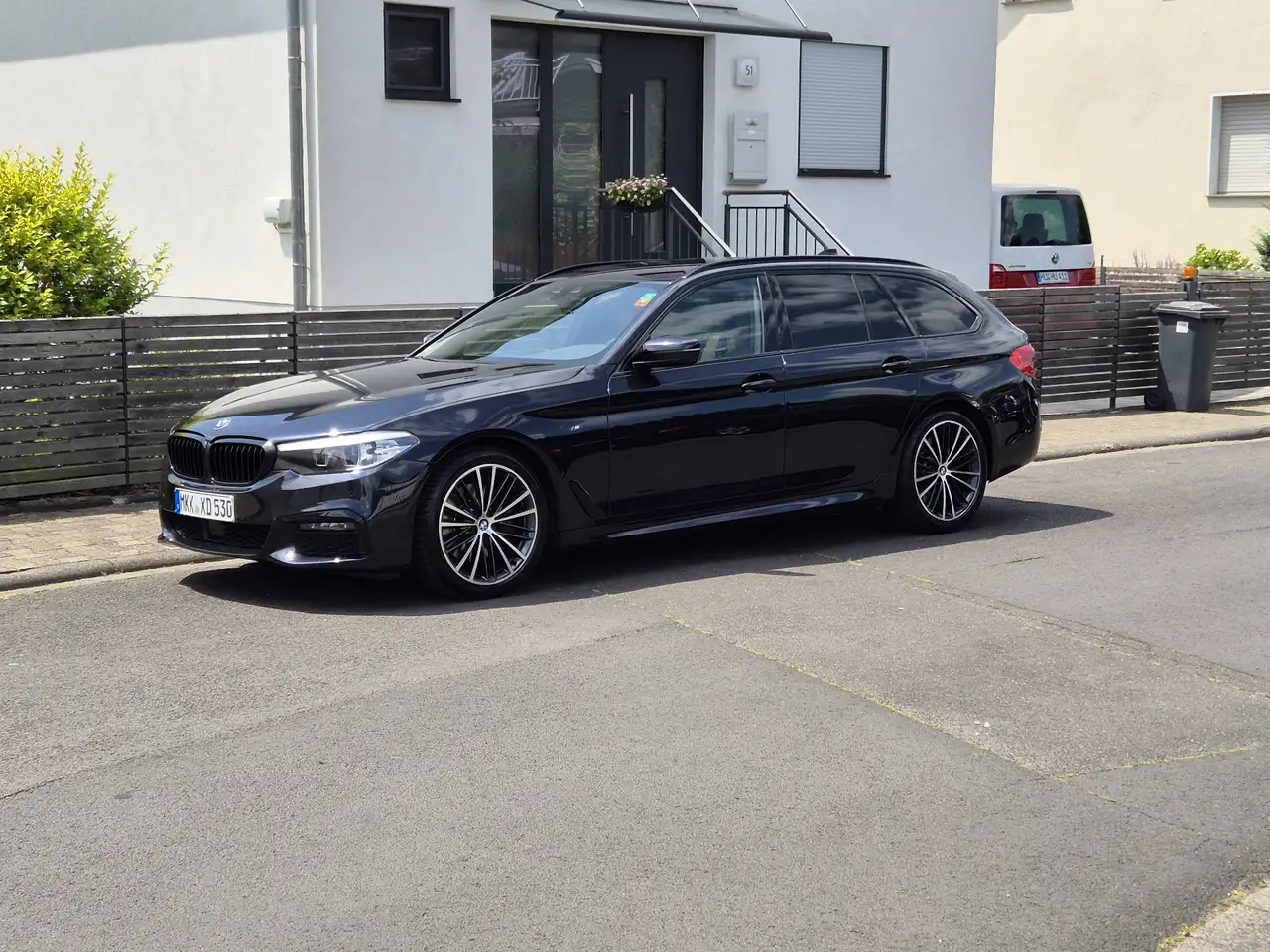 BMW 530