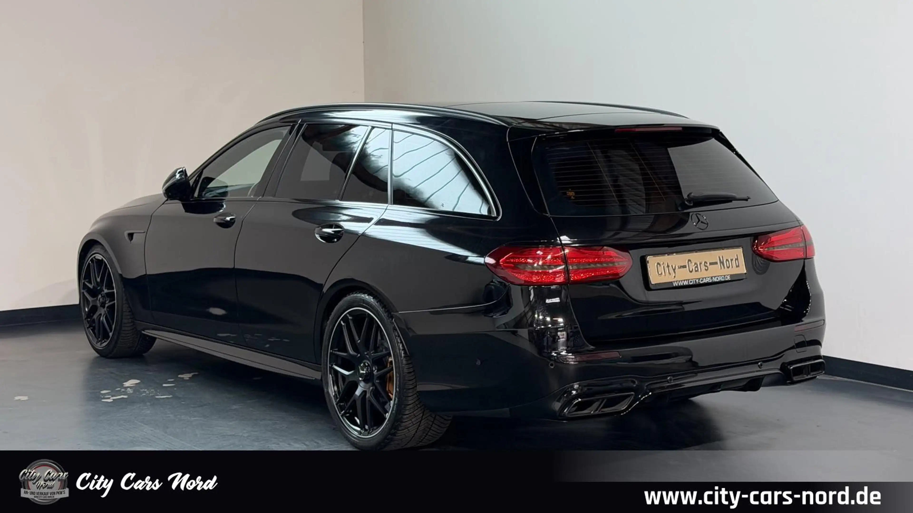 Mercedes-Benz E 63 AMG E 63 S AMG T 4Matic KERAMIK+PANORAMA+360°+DTR+ — photo 3