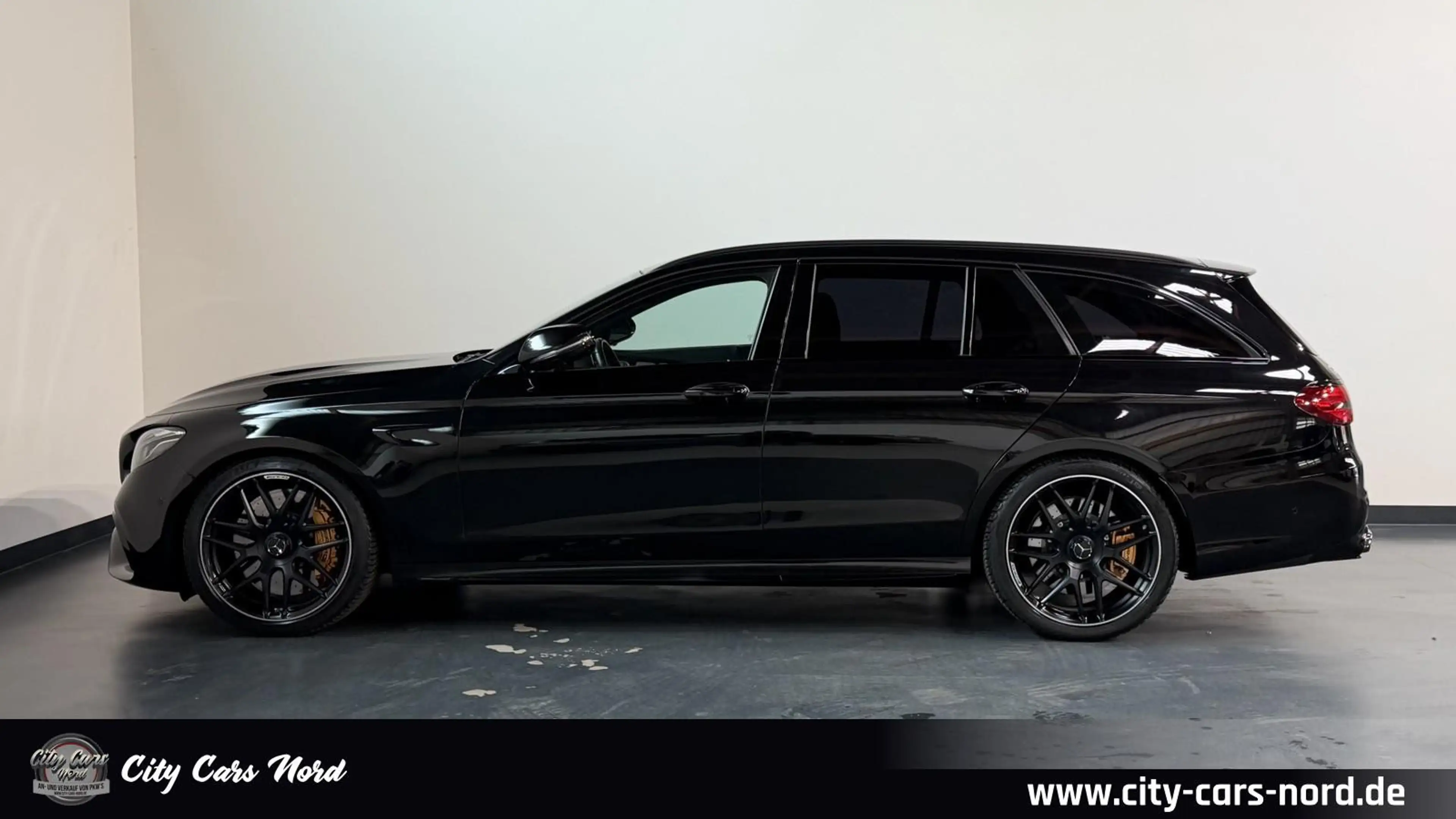 Mercedes-Benz E 63 AMG E 63 S AMG T 4Matic KERAMIK+PANORAMA+360°+DTR+ — photo 2