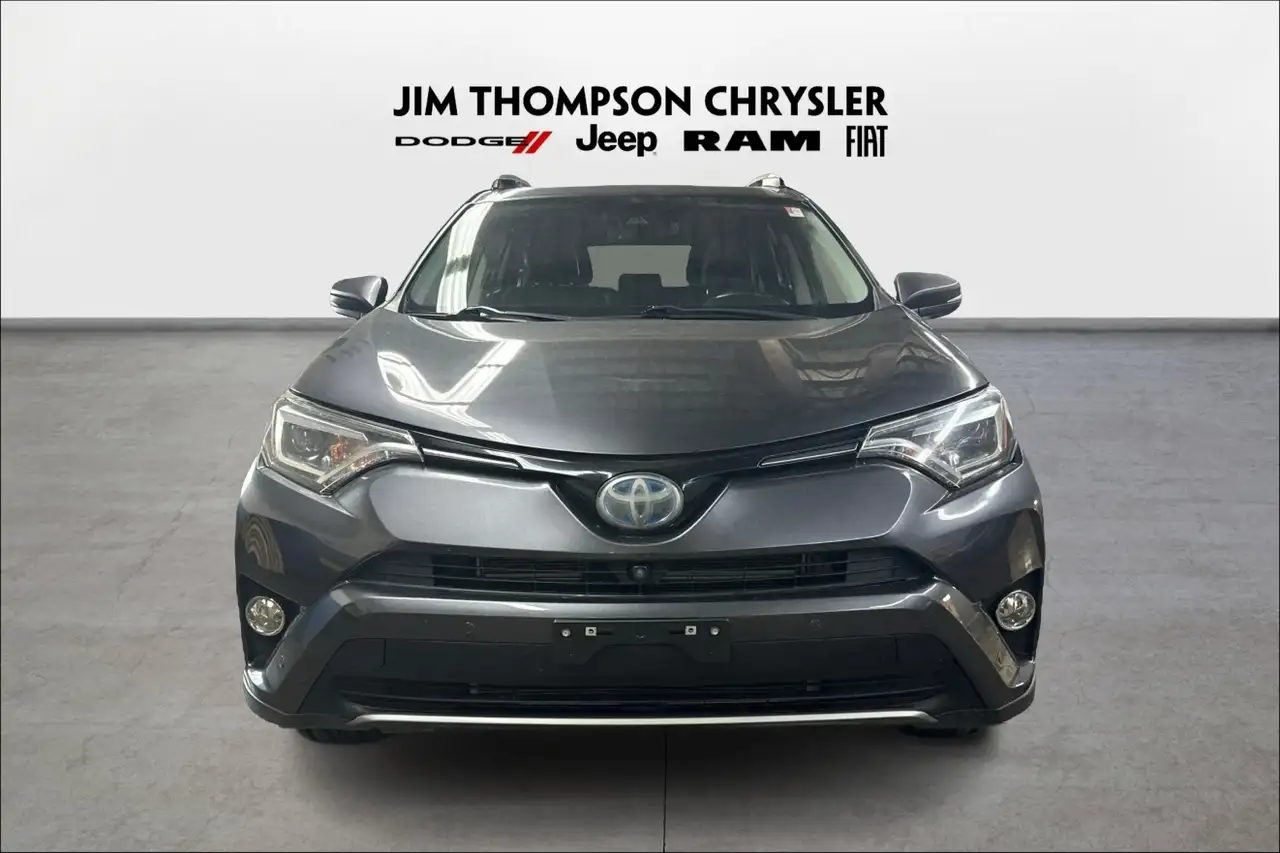 Toyota RAV 4 снимка Toyota RAV 4