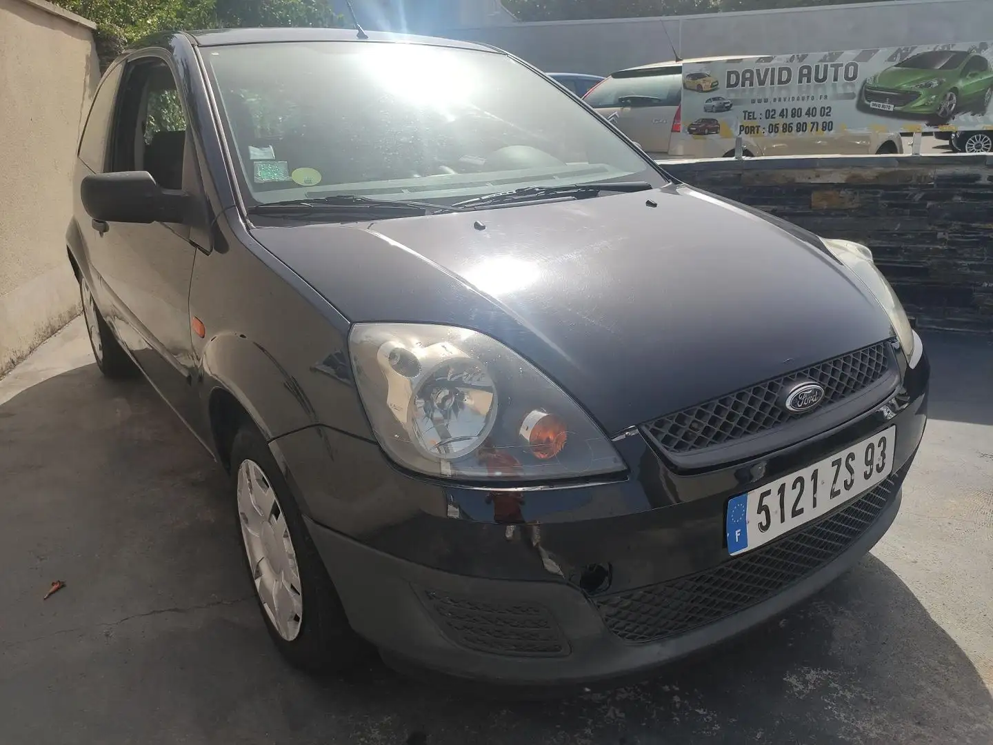 Ford Fiesta 1.3 70CH AMBIENTE 3P - 2