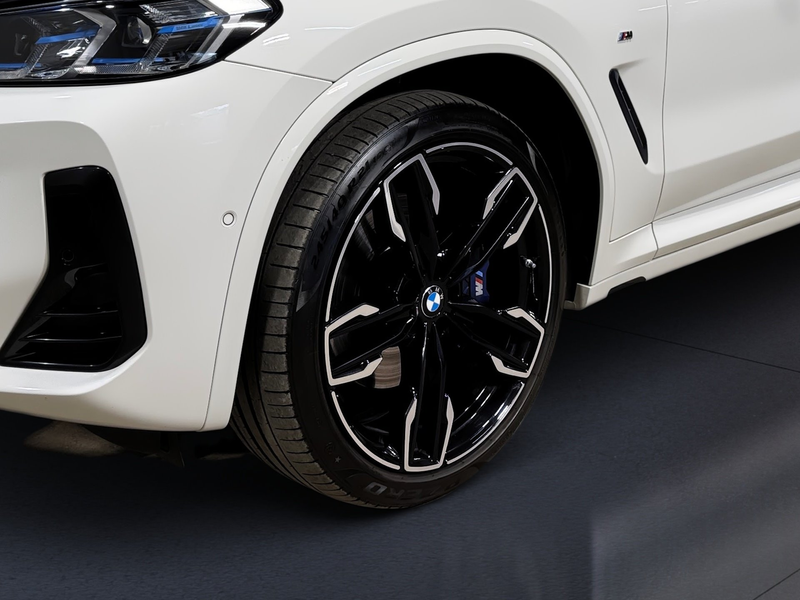 BMW X3 M40d 48V — photo 4