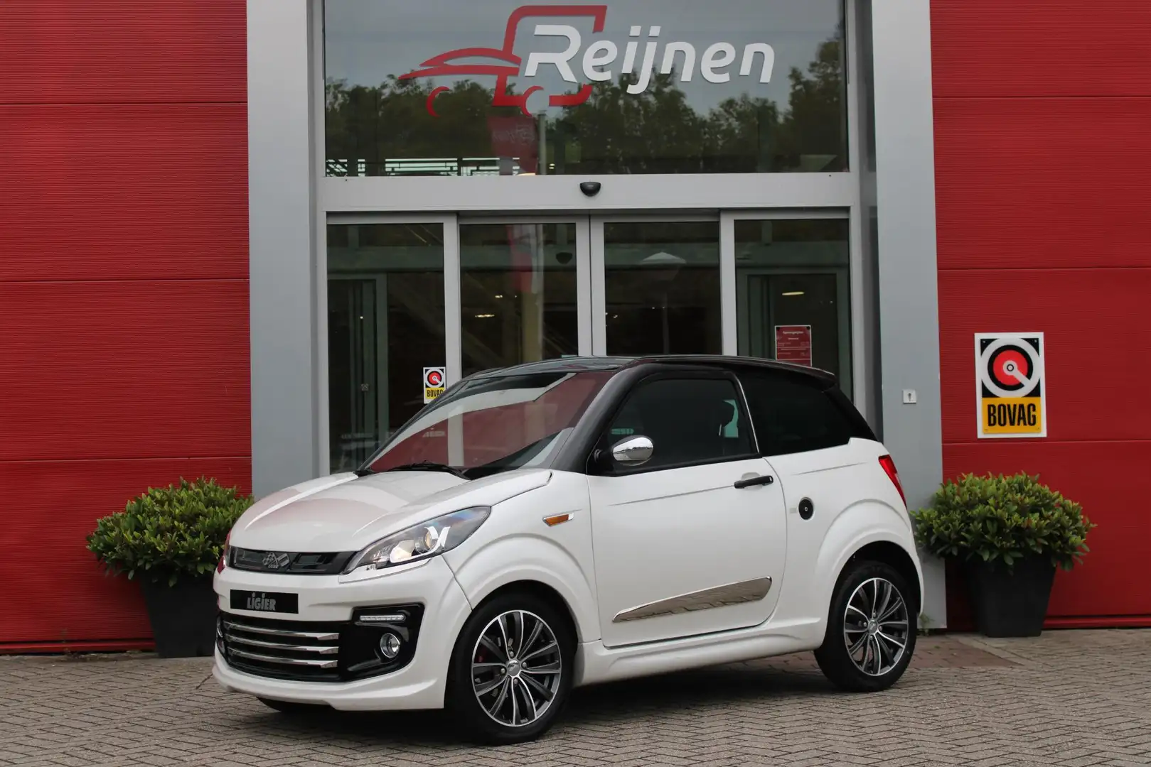 Ligier JS 50 L CLUB DIESEL AUTOMAAT | AIRCO | ECO LEDEREN BEKLE - 1
