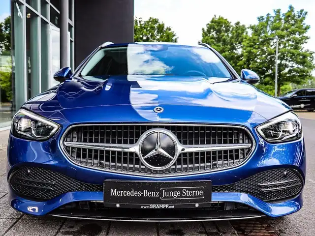 Mercedes-Benz C-Class view 10