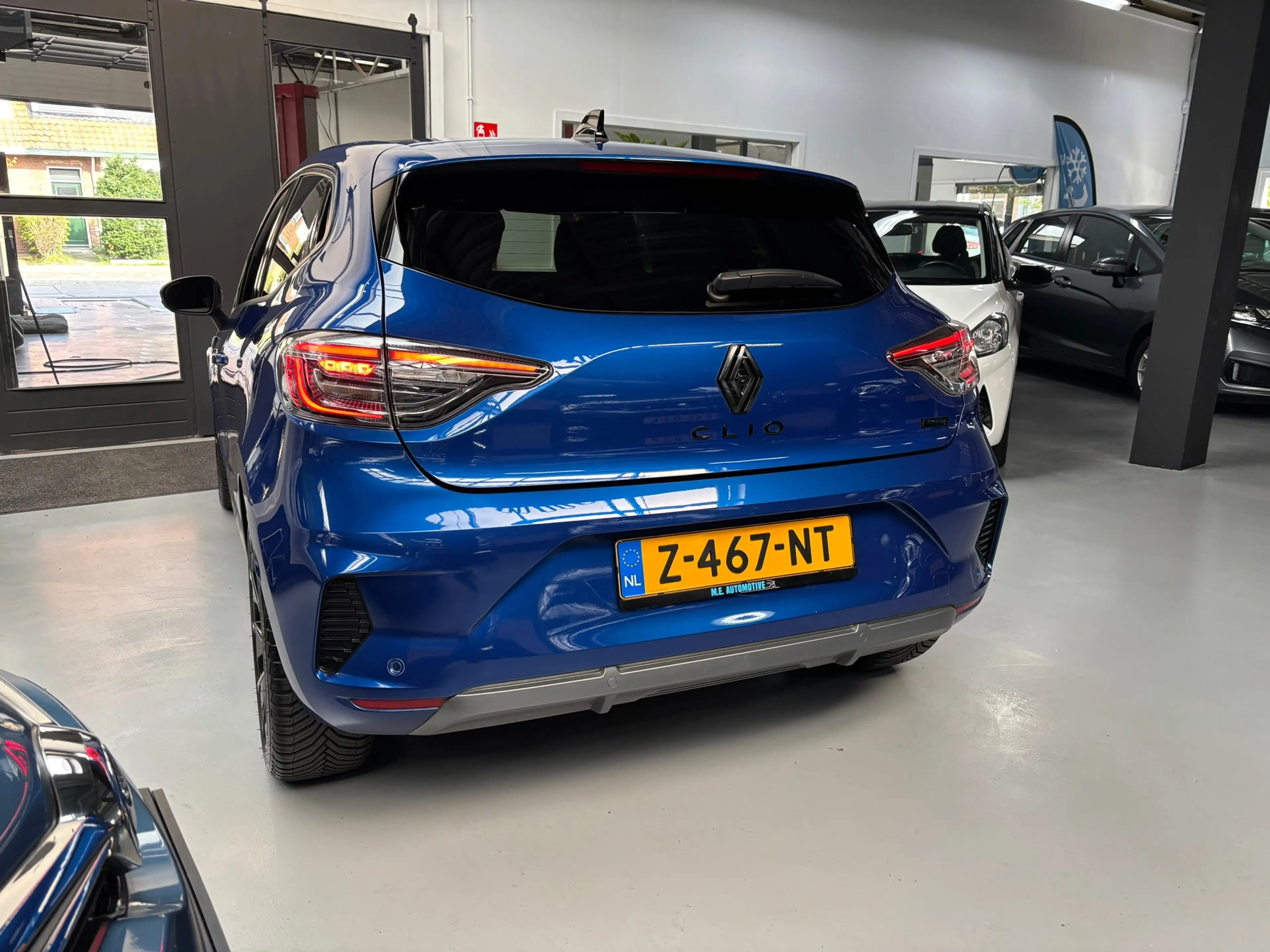 Renault Clio 1.6 E-Tech Full Hybrid 145 esprit Alpine / Camera — photo 5