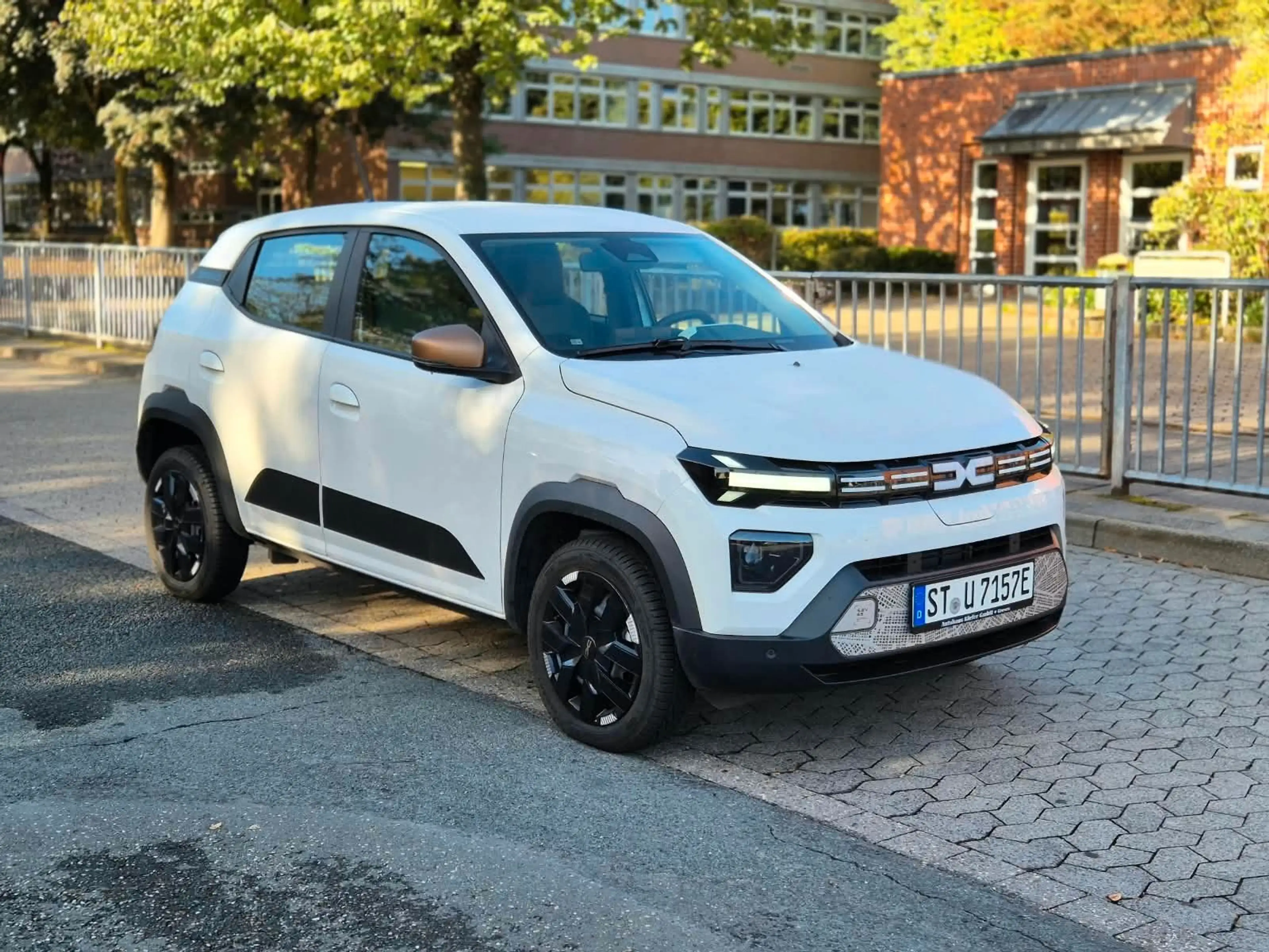 Dacia Spring Electric Extreme 65 — photo 3