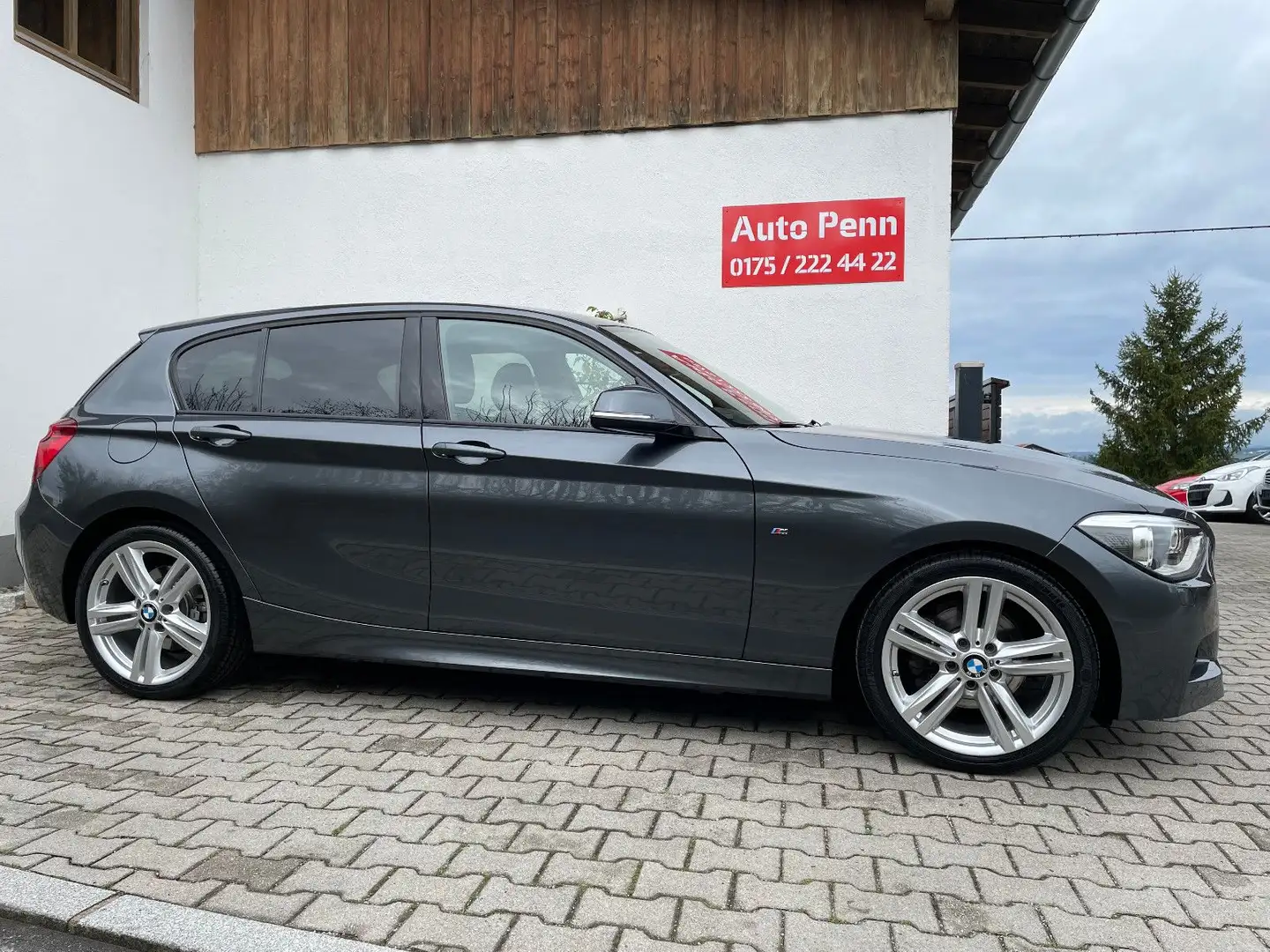 BMW 120 d Automatik M Paket Navi Xenon Grey - 1
