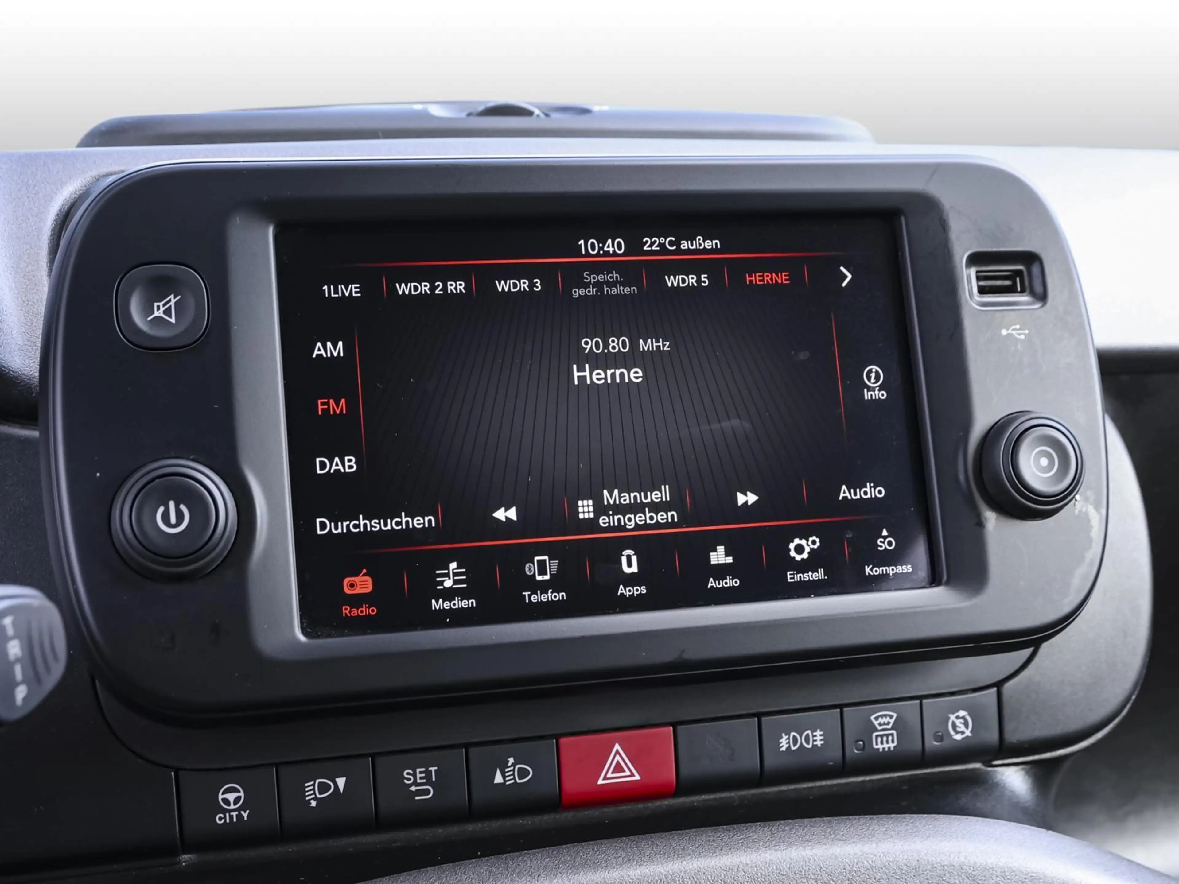 Fiat Panda 1.0 Mild Hybrid PDC KLIMA ALU SHZ — photo 6