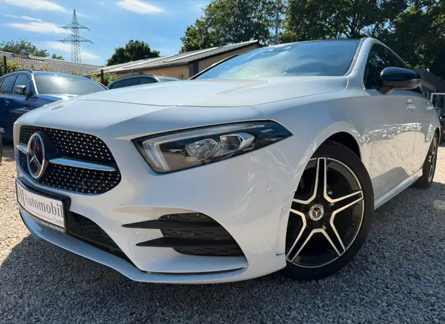 Mercedes-Benz A main image