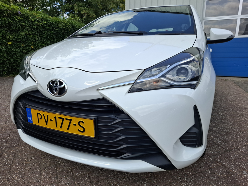Toyota Yaris 1.5 VVT-i Aspiration CLIMAT/CRUISE/TREKHAAK AUTOMA — photo 2