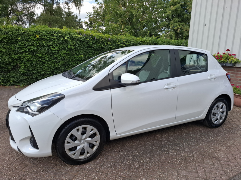 Toyota Yaris 1.5 VVT-i Aspiration CLIMAT/CRUISE/TREKHAAK AUTOMA — photo 3